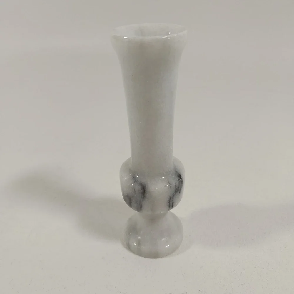 Small‎ VINTAGE turned Marble Bud Vase 4.5 in